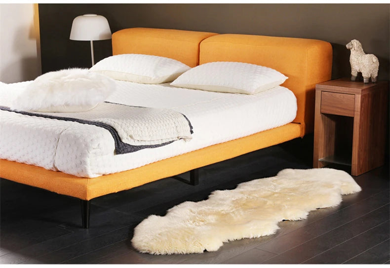 White Faux Sheepskin Carpet Irregular Long Soft Furry Floor Mats Living Room Bedroom Children's Room Bedside Decorative Carpets