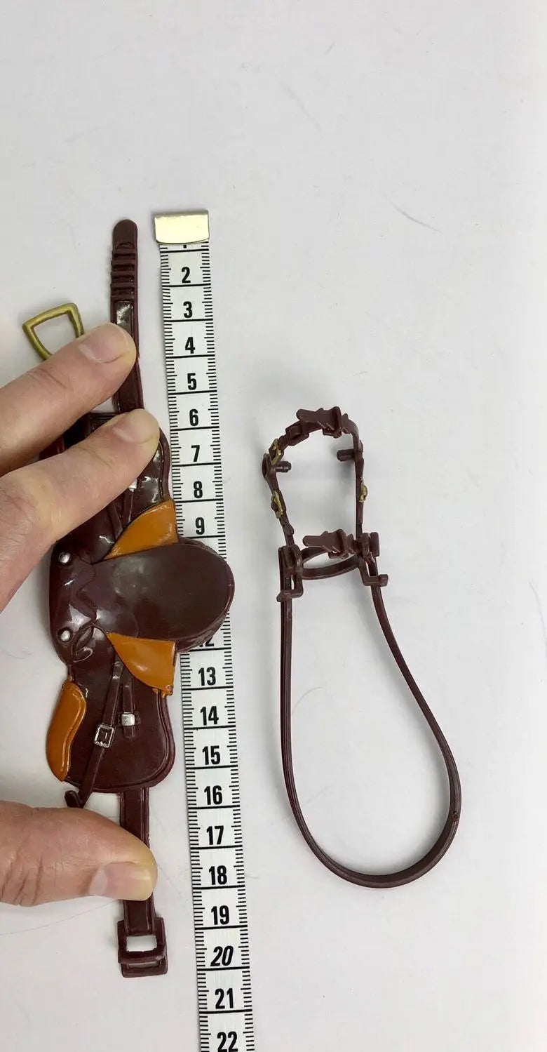 The dollhouse: simulation REINS saddle horse head riding supplies animal props mount model toy dolls
