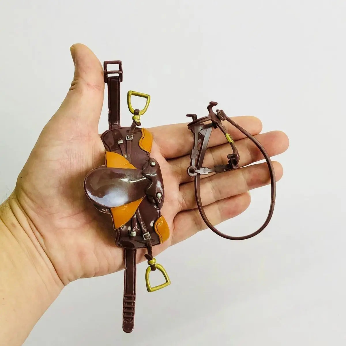 The dollhouse: simulation REINS saddle horse head riding supplies animal props mount model toy dolls