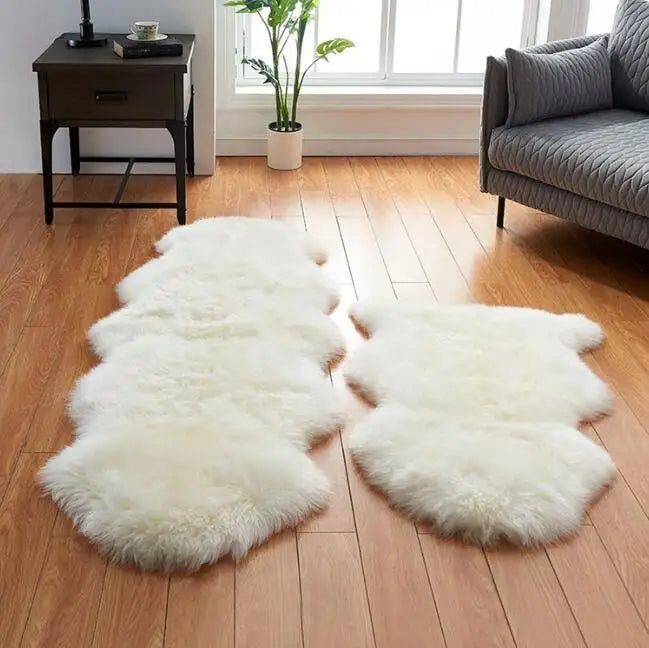 White Faux Sheepskin Carpet Irregular Long Soft Furry Floor Mats Living Room Bedroom Children's Room Bedside Decorative Carpets