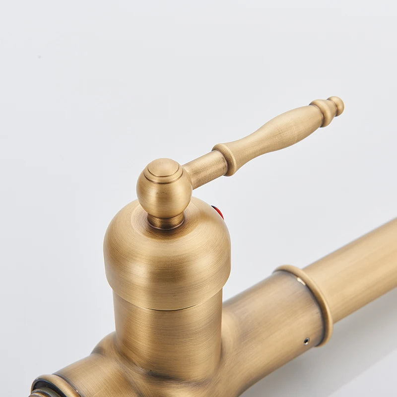 Antique Brass Kitchen Faucet Pull Out Kitchen Sink Faucet Single Handle Faucet 360 Rotate Kitchen Tap Hot Cold Water Mixer Crane