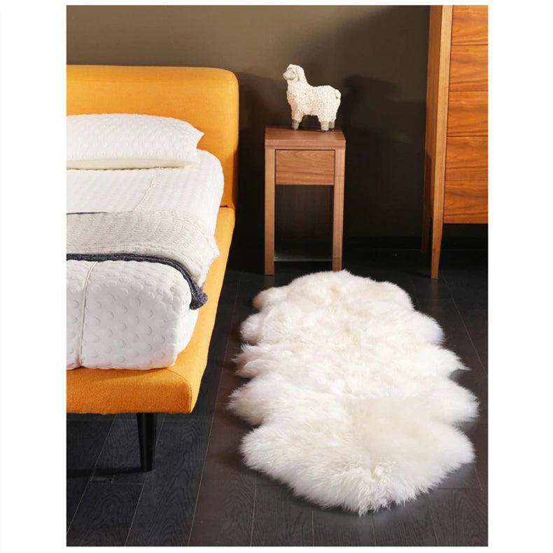 White Faux Sheepskin Carpet Irregular Long Soft Furry Floor Mats Living Room Bedroom Children's Room Bedside Decorative Carpets