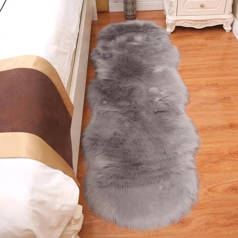 White Faux Sheepskin Carpet Irregular Long Soft Furry Floor Mats Living Room Bedroom Children's Room Bedside Decorative Carpets