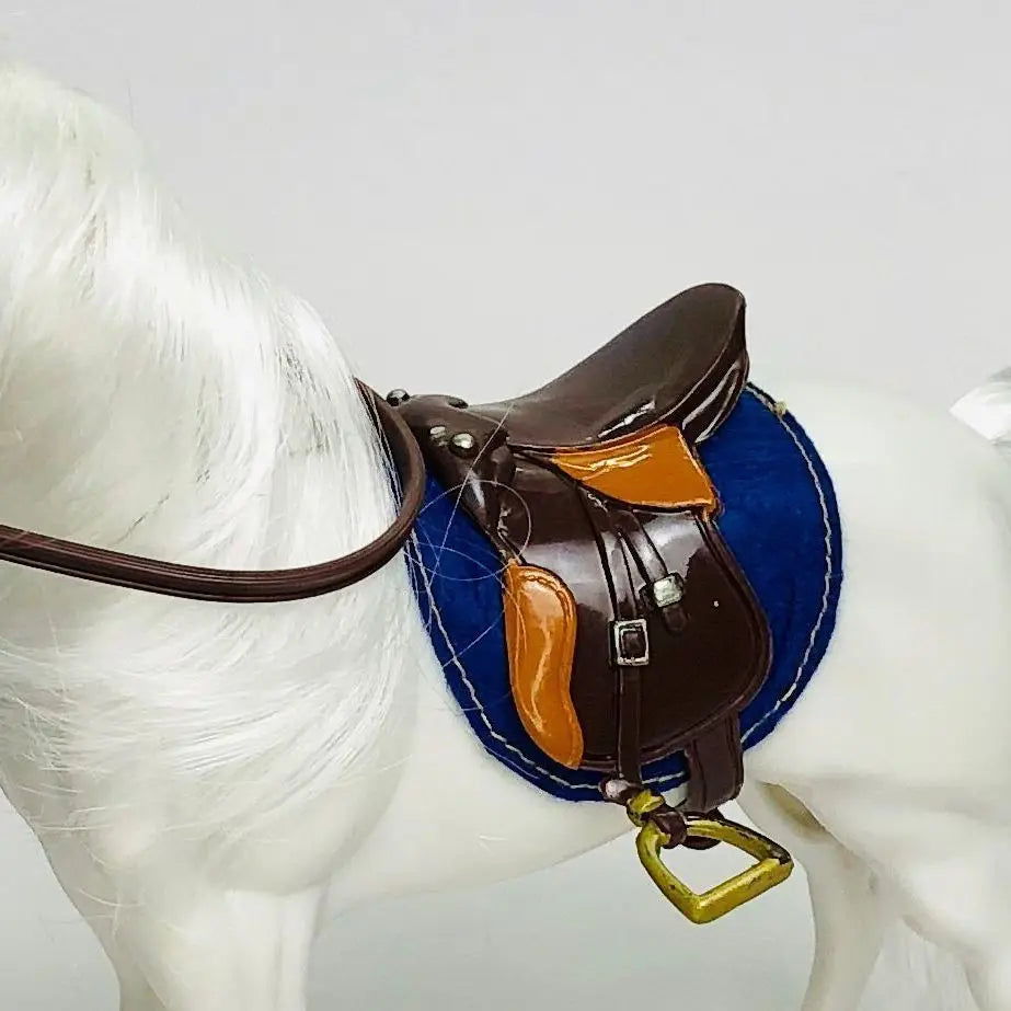 The dollhouse: simulation REINS saddle horse head riding supplies animal props mount model toy dolls