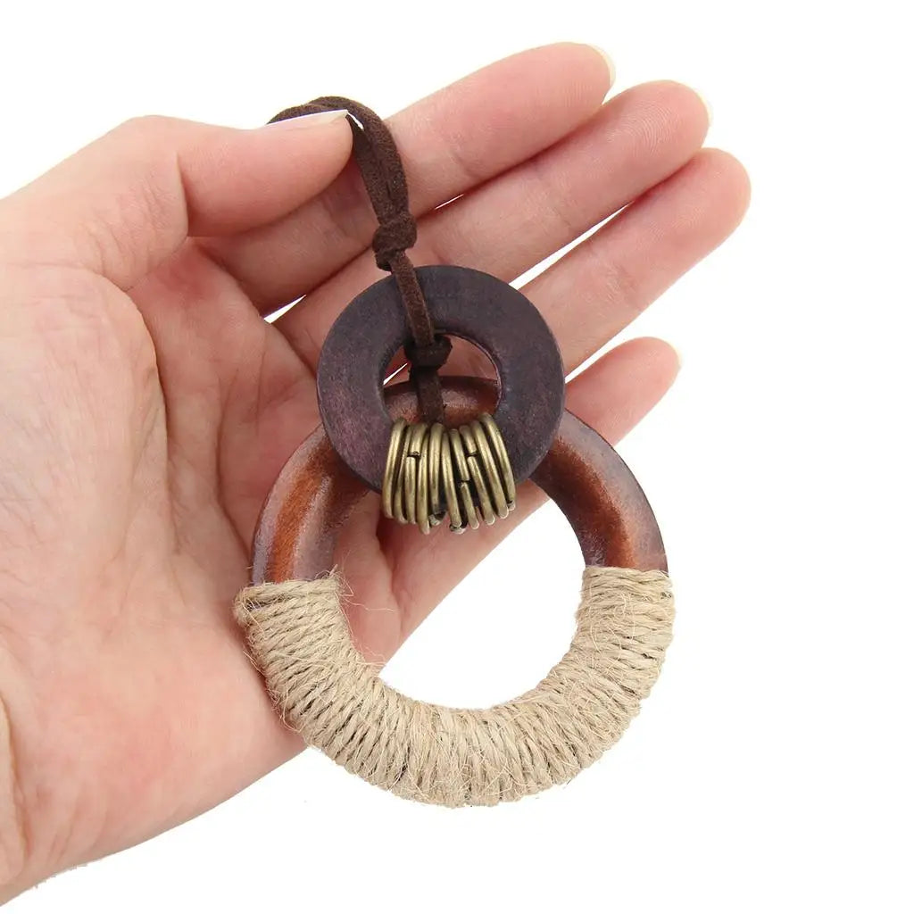 wood of vintage Circle Pendant with Hessian Rope Wrapped Lady Sweater Necklace