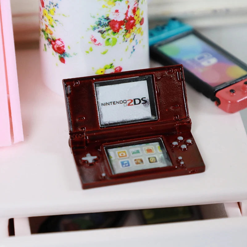 Dollhouse Compatible Miniature Game Console Model, Ideal for Decoration and Prop Photography
