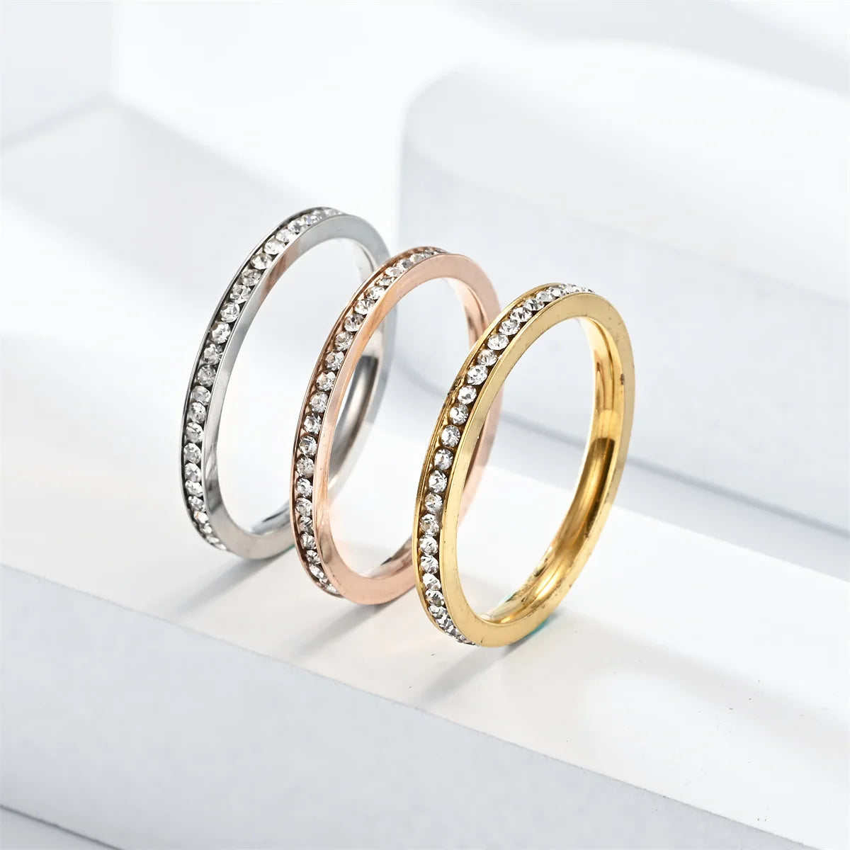 Unisex 2mm Luxury Stainless Steel Men Women Statement Cubic Zircon Rings Gold Silver Color US size 5 6 7 8 9 10 11 ﻿
