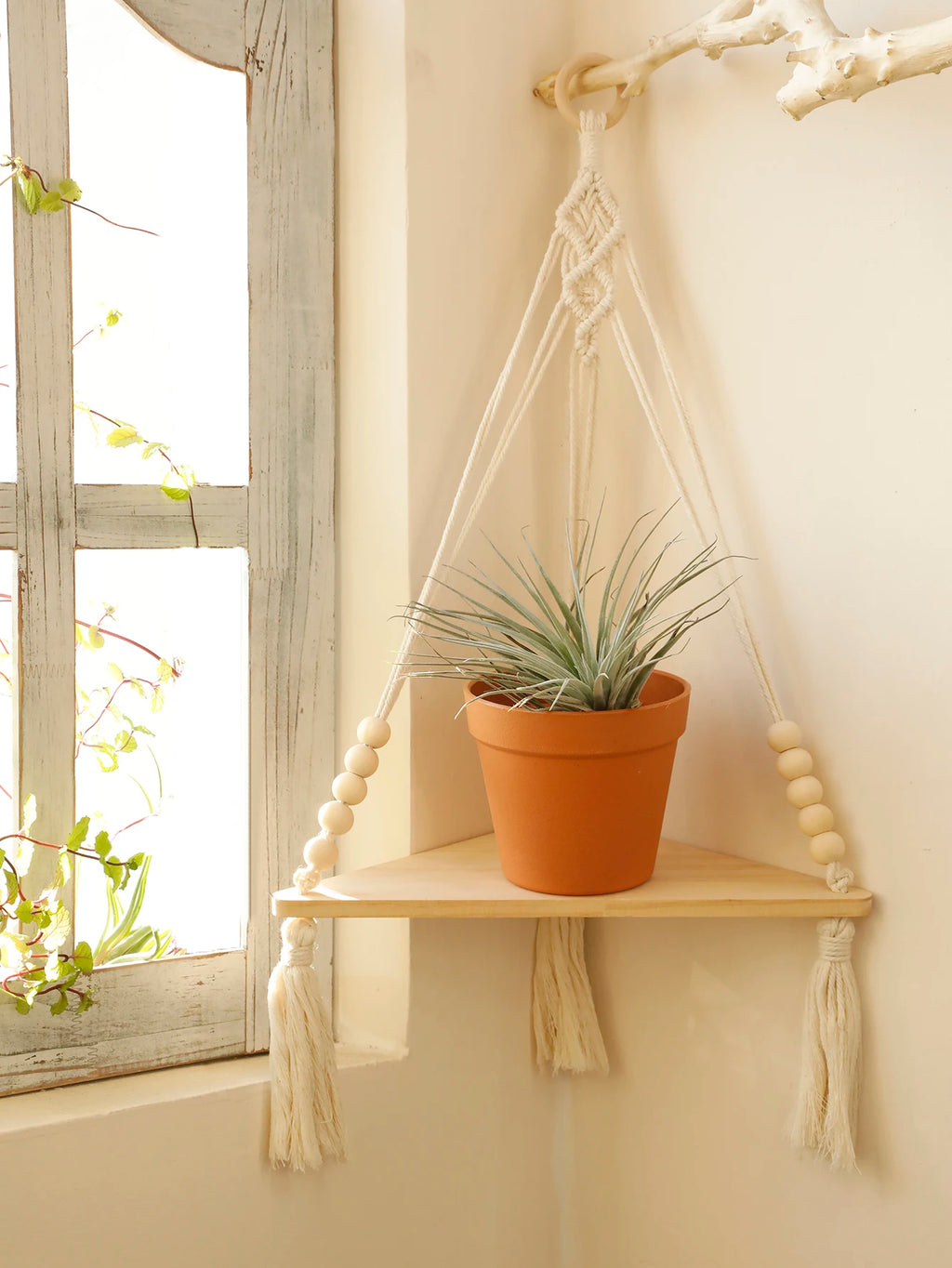 Macrame Hanging Shelf Boho Wall Hanging Handmade Rope Rustic Wood Floating Shelves Hanging Corner Wall Shelf Bedroom Decor Gifts