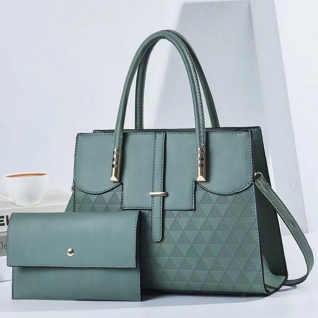 New Shoulder Bag for Women - Large Capacity and Fashionable Handbag
