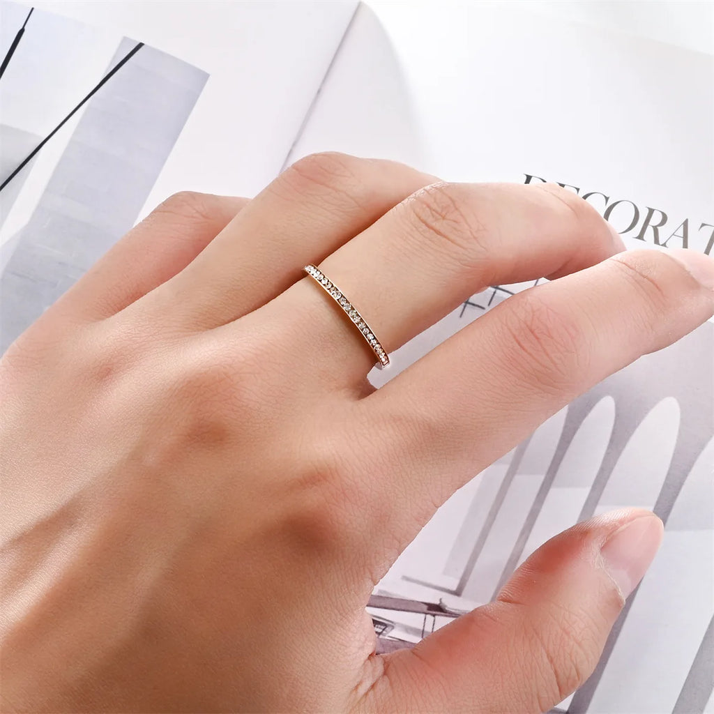 Unisex 2mm Luxury Stainless Steel Men Women Statement Cubic Zircon Rings Gold Silver Color US size 5 6 7 8 9 10 11 ﻿