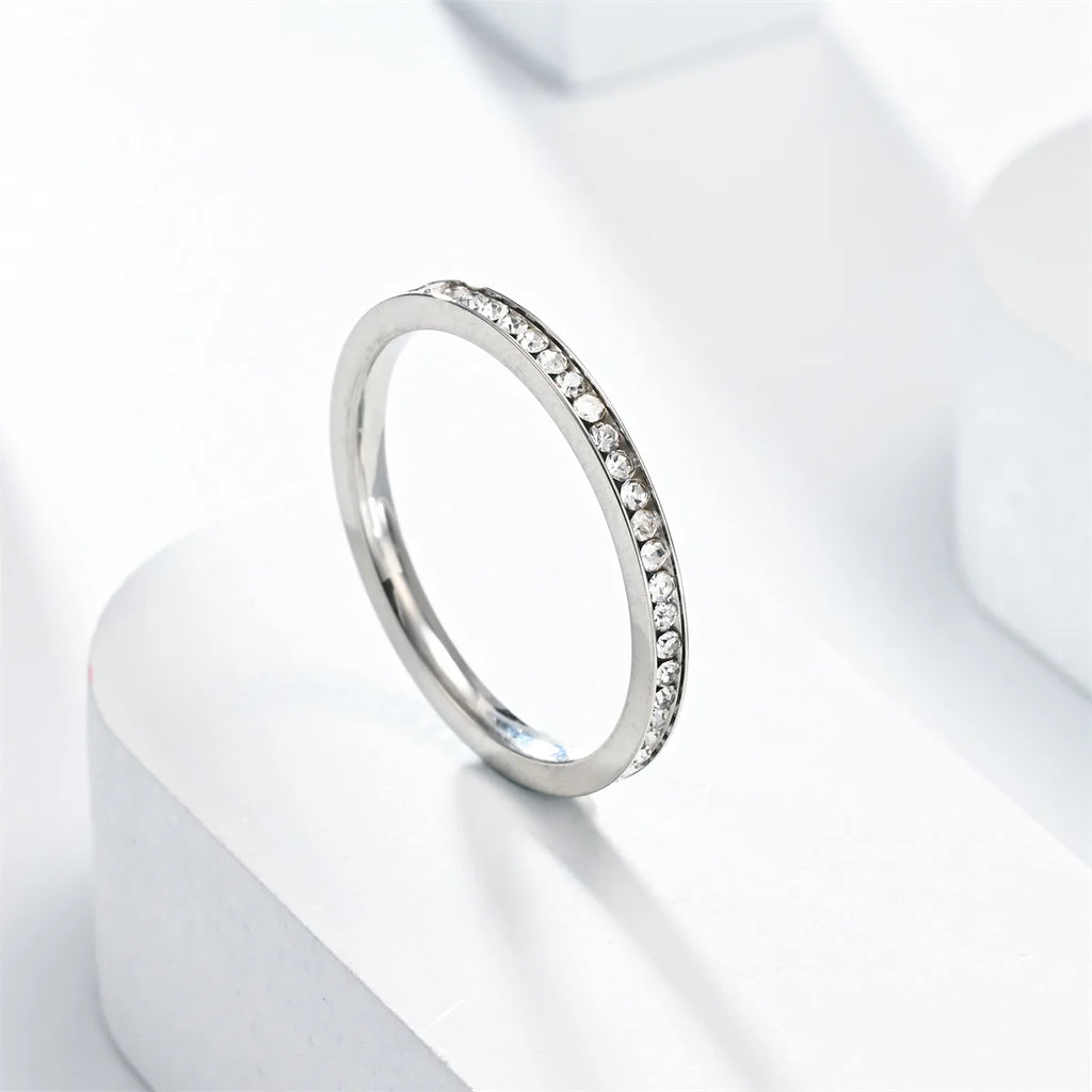 Unisex 2mm Luxury Stainless Steel Men Women Statement Cubic Zircon Rings Gold Silver Color US size 5 6 7 8 9 10 11 ﻿