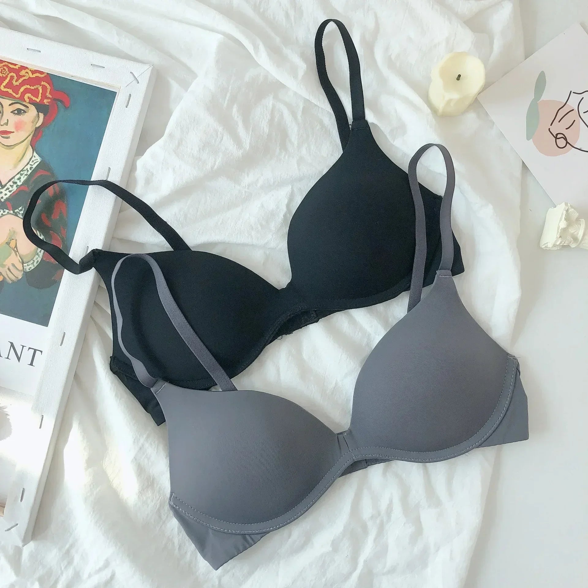 Bras for Women Seamless Backless Underwear Sexy Lingerie 3/4 Cup Bralette Top Wireless Brassiere Intimates Japanese Simple Bra