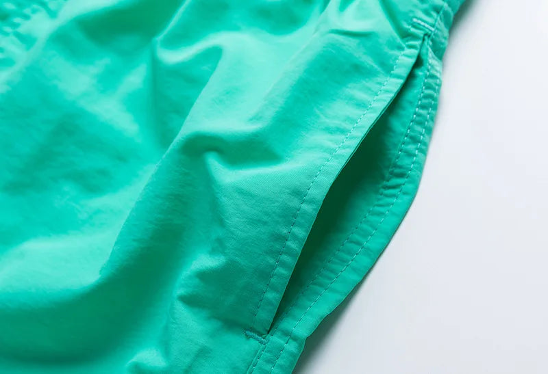 Men's Swim Trunks Summer Swimming Board Shorts Quick Dry Beach Shorts with Side Pockets and Mesh Lining Swimwear Bathing Suit
