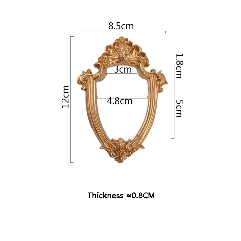 Mini gold small photo frame shooting props retro European style photo frame embossed nail art earrings pose props