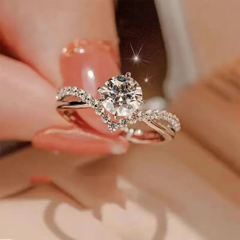 1/2pcs Silver Color Shiny Zircon Matching Couple Rings Luxury Delicate Wedding Rings Set for Women Men Charm Jewelry Accessories
