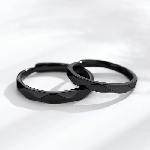 1Pair Simple Rhombus Couple Rings for Women Men Black Sliver Couple Goth Ring Luxury Opening Finger Ring Lover's Jewelry Gifts