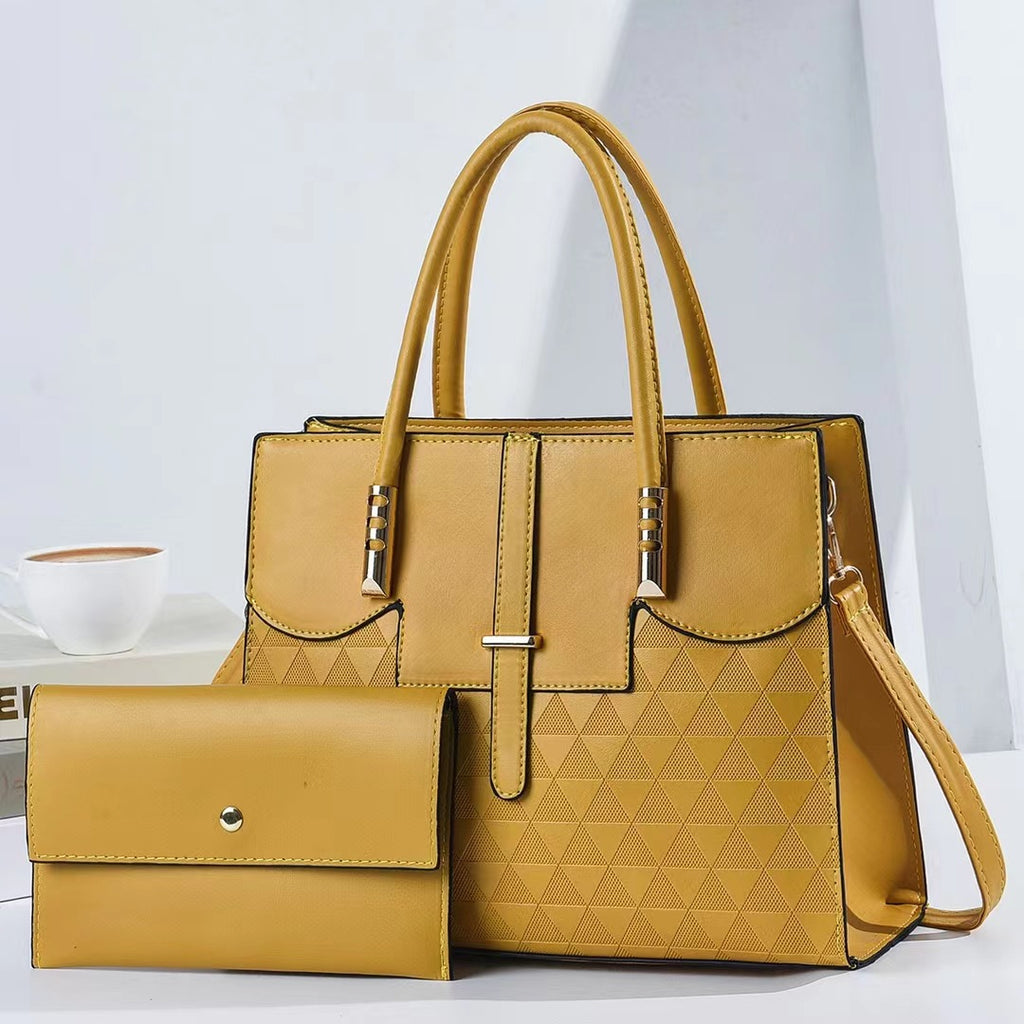 New Shoulder Bag for Women - Large Capacity and Fashionable Handbag