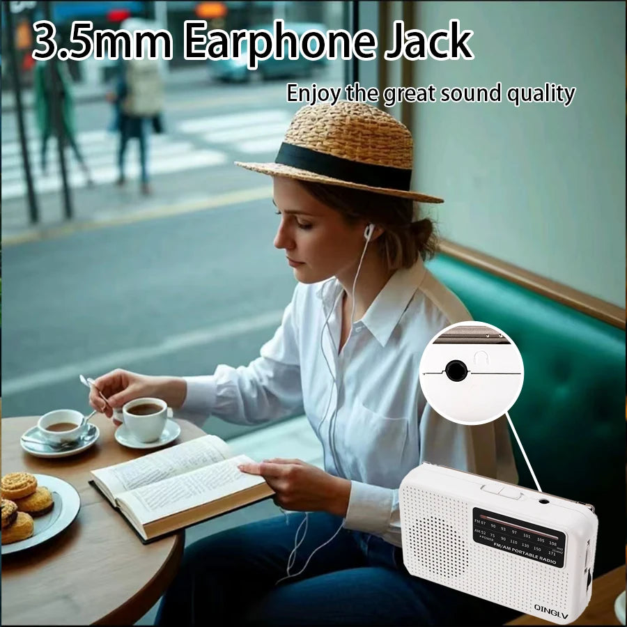 AM/FM portable radio with high sensitivity and high sound quality, uses durable No. 7 batteries, built-in high quality