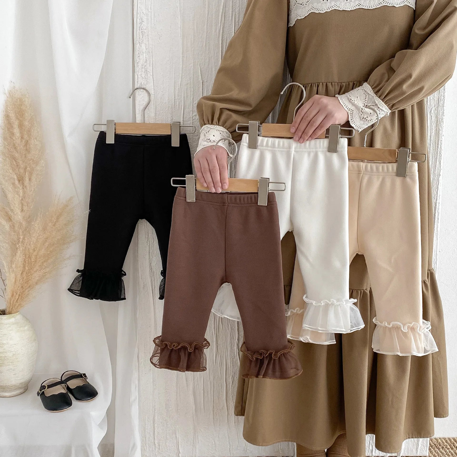 Winter Baby Girl Clothes Fleece Lined Warm Pants with Lace Ruffles Cute Toddler Girl Trousers 0-3Y Kids Casual Outerwear Pants