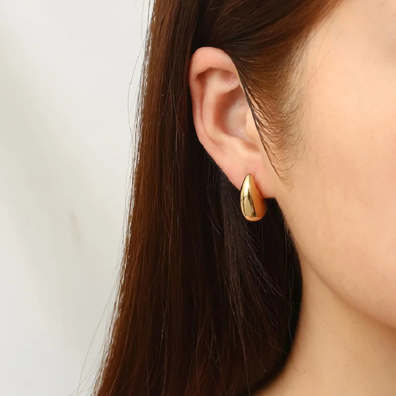 Most Popular Style Titanium Steel Hoop Earrings For Women C-type Peach Heart Round Ear Ring Non-fading Hot Selling Ear Jewelry