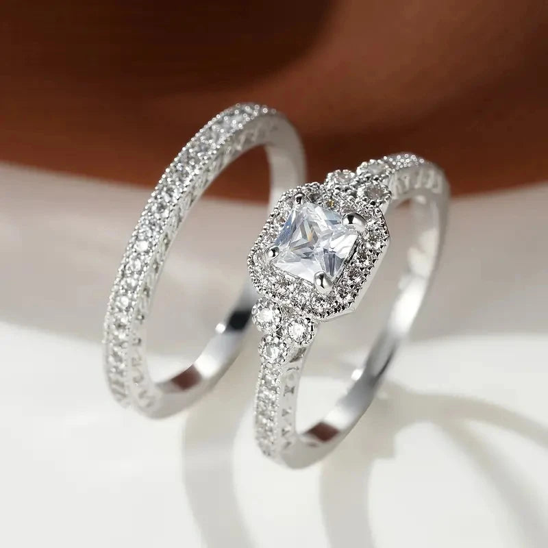 Huitan Vintage Black/White Cubic Zircon 2Pcs Set Rings for Women Anniversary Party Temperament Elegant Lady Accessories Jewelry
