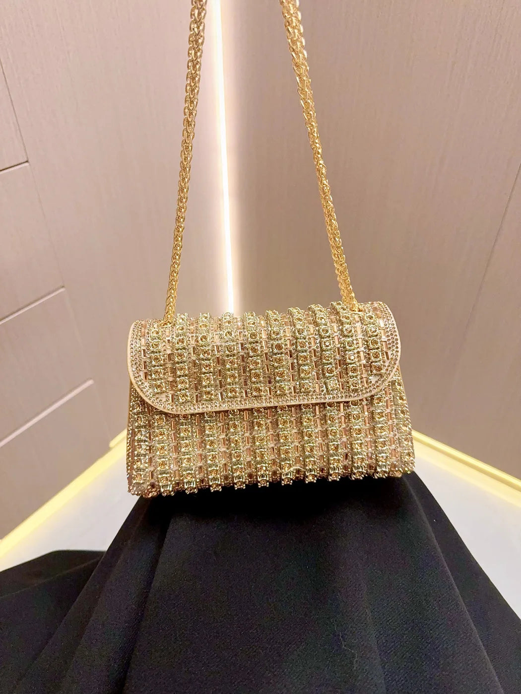 Full Rhinestone Women's Evening Clutch Bag luxury Leather Chain Handbag Elegant Wedding Party Diamond Wallet Rectangular Purse