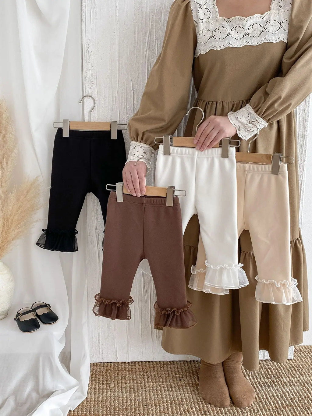 Winter Baby Girl Clothes Fleece Lined Warm Pants with Lace Ruffles Cute Toddler Girl Trousers 0-3Y Kids Casual Outerwear Pants