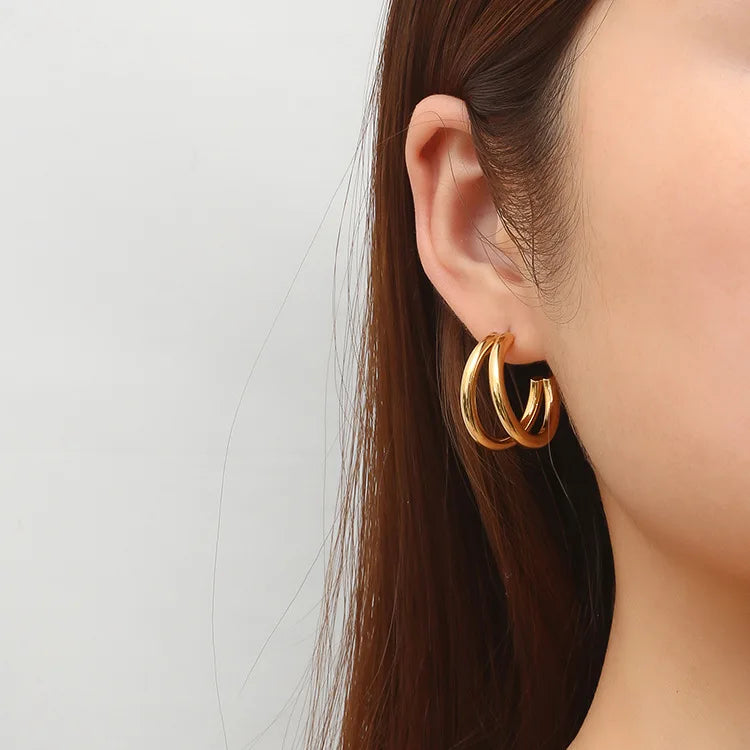 Most Popular Style Titanium Steel Hoop Earrings For Women C-type Peach Heart Round Ear Ring Non-fading Hot Selling Ear Jewelry