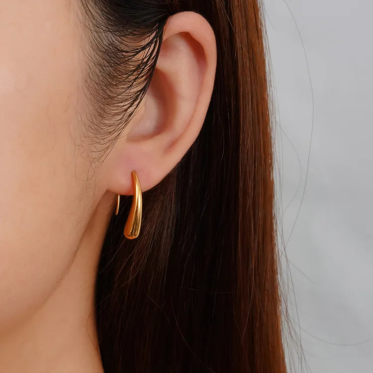 Most Popular Style Titanium Steel Hoop Earrings For Women C-type Peach Heart Round Ear Ring Non-fading Hot Selling Ear Jewelry