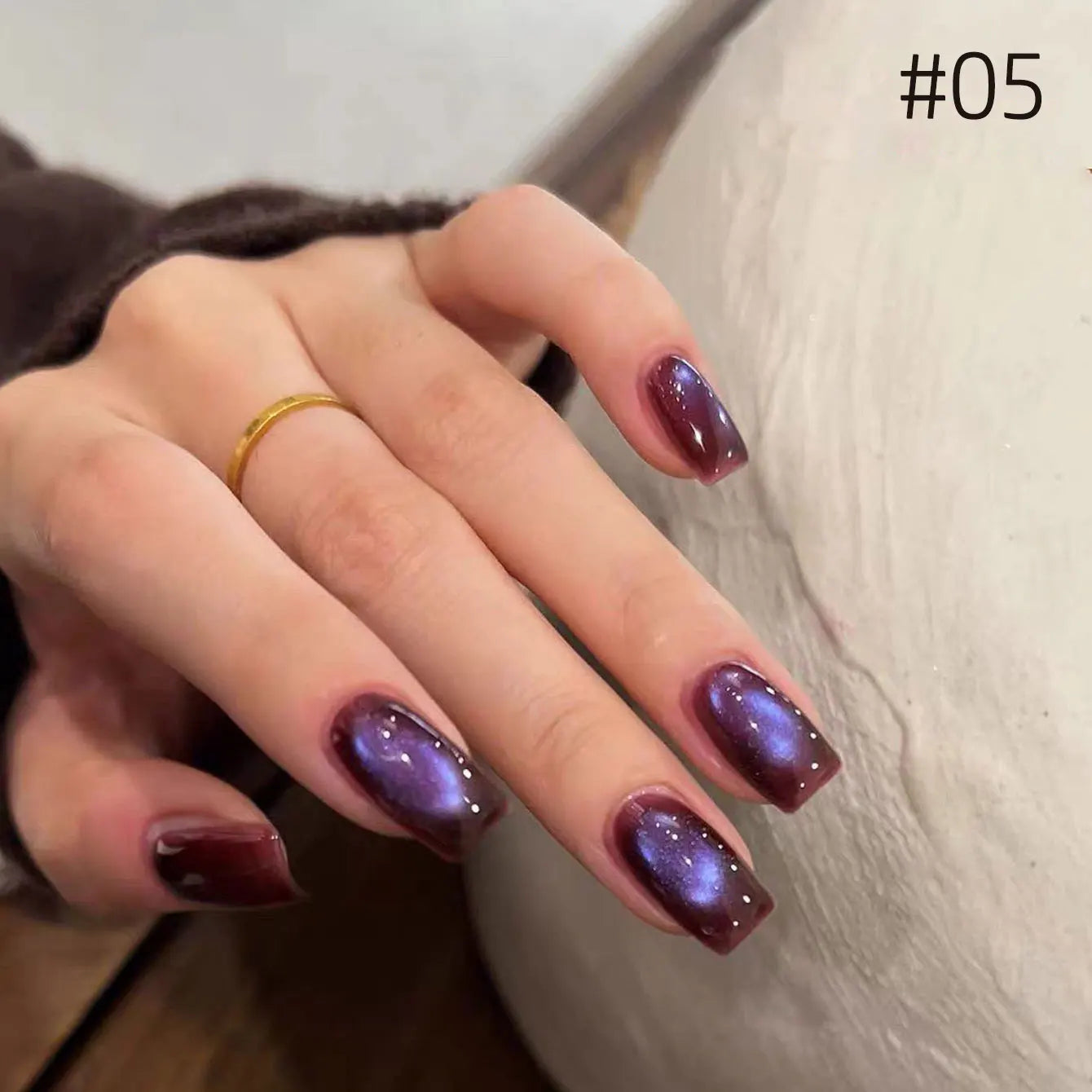 10ML 1-10PCS Sunrise Cat Eye Nail Glue Popular Winter Red Colors Silk Glass Bead Chasing Light Magnet Cat Eye Nail Polish Gel