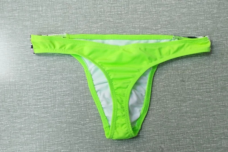 Men's Swimming Trunks with Push Pad Low Waist Bikini Panties Solid Sexy Swimsuit Quick-Drying Swimming Shorts Beach Swim Surf