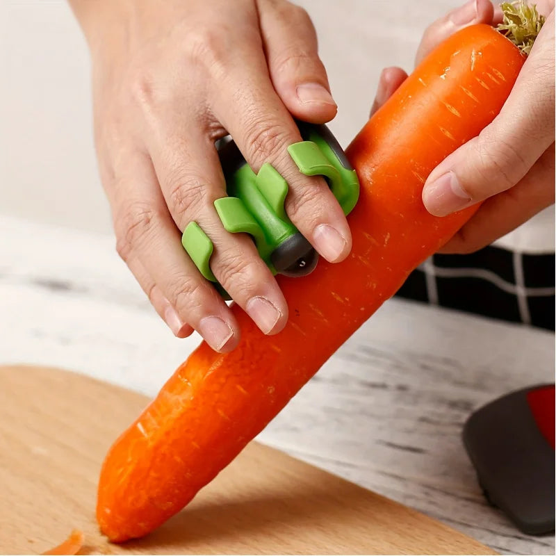Vegetable peeler with anti slip rubber handle and ergonomic handle - made of sturdy and heat-resistant 304 stainless steel struc
