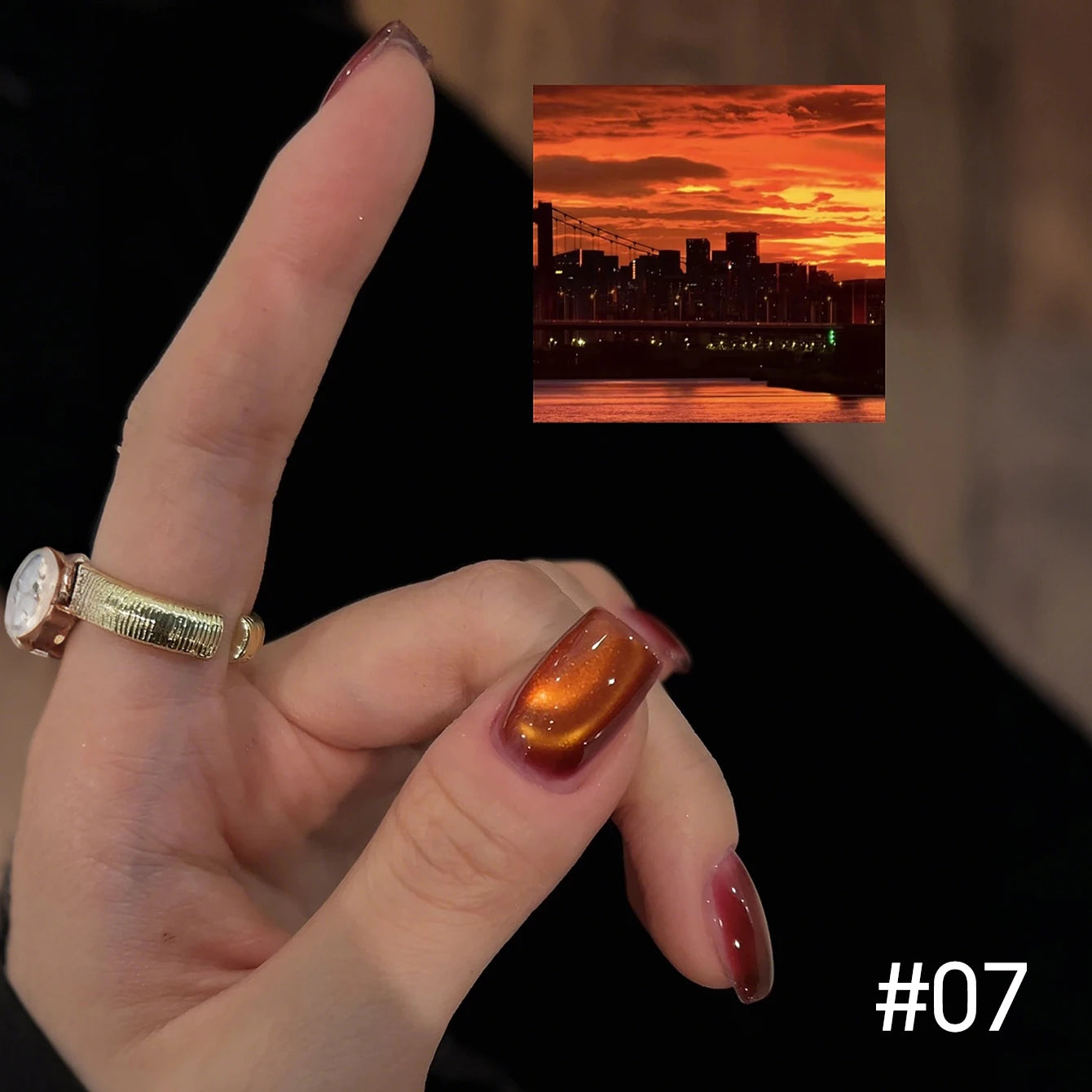 10ML 1-10PCS Sunrise Cat Eye Nail Glue Popular Winter Red Colors Silk Glass Bead Chasing Light Magnet Cat Eye Nail Polish Gel