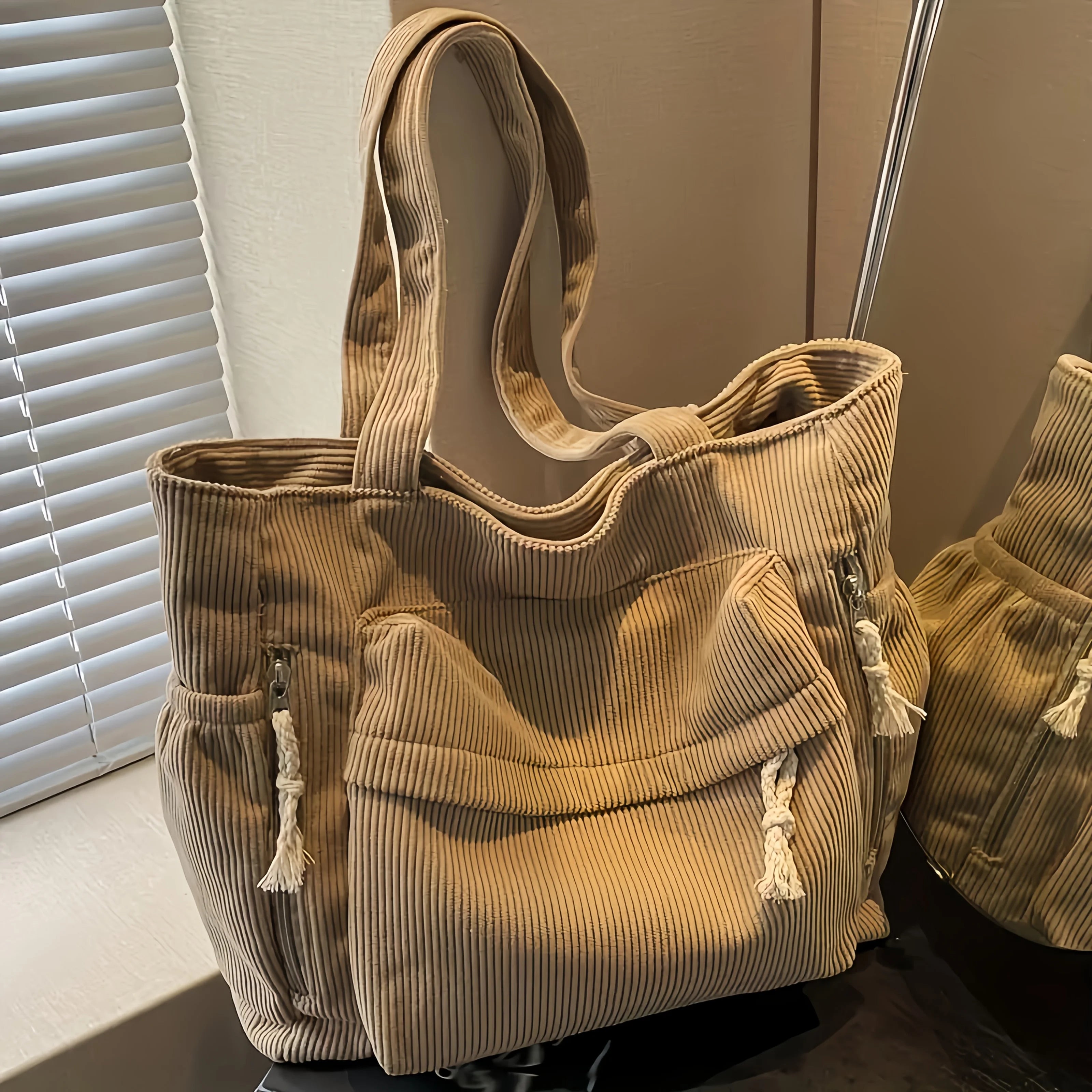 Vintage Corduroy Handbag Shoulder Bag with Multiple Pockets, Fixed Straps, Zipper Closure, Ideal for Outing, Commuting, Travel