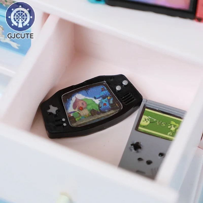 Dollhouse Compatible Miniature Game Console Model, Ideal for Decoration and Prop Photography