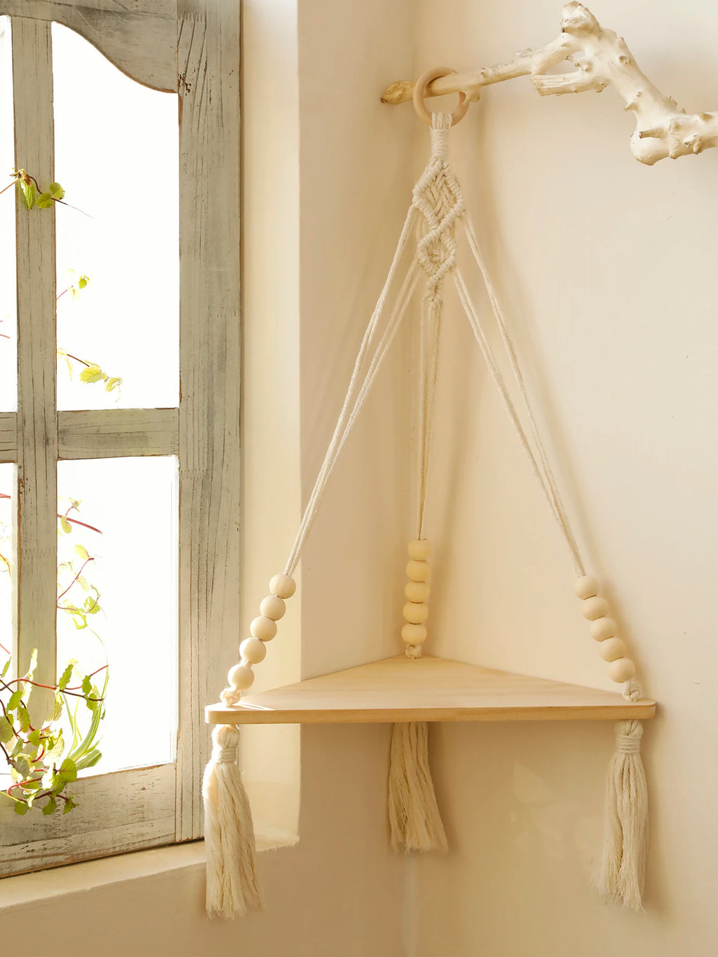 Macrame Hanging Shelf Boho Wall Hanging Handmade Rope Rustic Wood Floating Shelves Hanging Corner Wall Shelf Bedroom Decor Gifts
