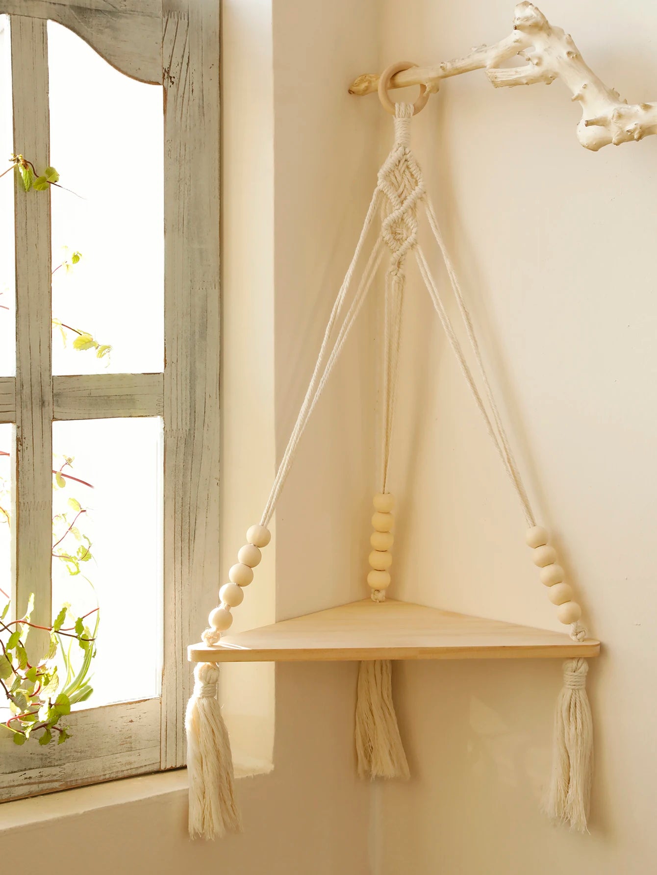 Macrame Hanging Shelf Boho Wall Hanging Handmade Rope Rustic Wood Floating Shelves Hanging Corner Wall Shelf Bedroom Decor Gifts
