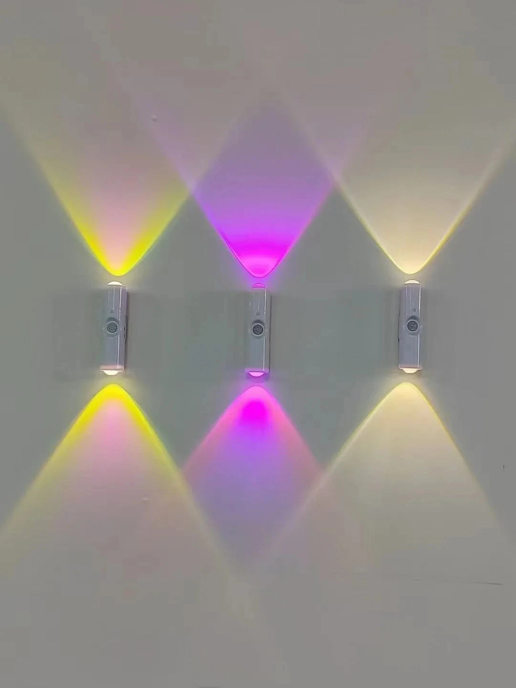 Smart RGB Gradient Night Light Wall Lamp for Bedroom Bathroom Magnetic Motion Sensor Rechargeable Closet Garden Home Decor