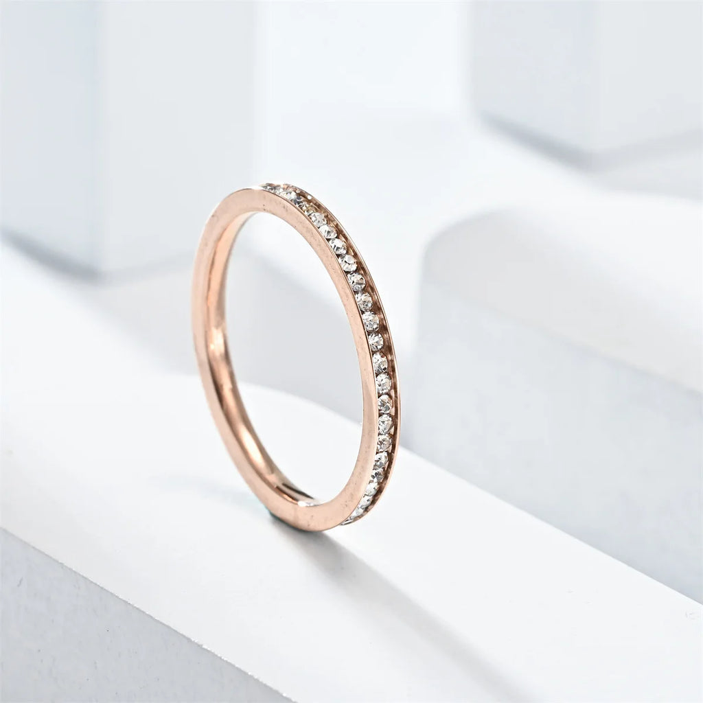 Unisex 2mm Luxury Stainless Steel Men Women Statement Cubic Zircon Rings Gold Silver Color US size 5 6 7 8 9 10 11 ﻿