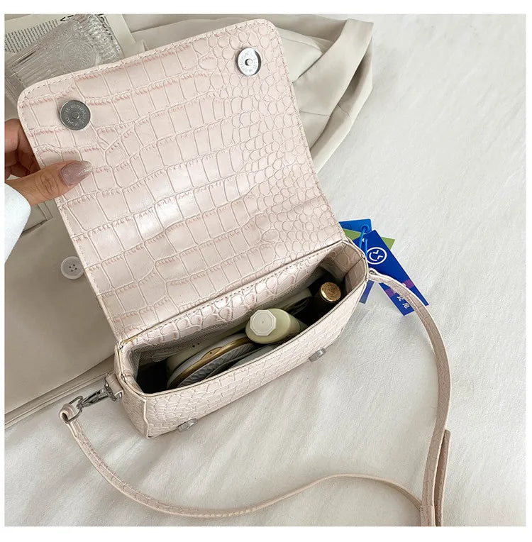Fashion Jacket Design Crossbody Bag Rivet Clothes Shape Women Handbag Purse Brand Designer Lady Shoulder Bags Luxury Women's Bag