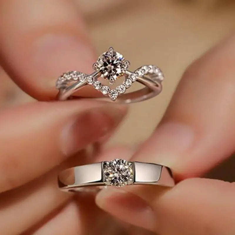 1/2pcs Silver Color Shiny Zircon Matching Couple Rings Luxury Delicate Wedding Rings Set for Women Men Charm Jewelry Accessories