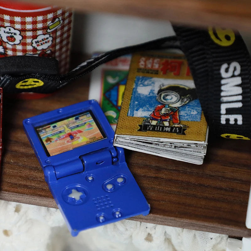 Dollhouse Compatible Miniature Game Console Model, Ideal for Decoration and Prop Photography